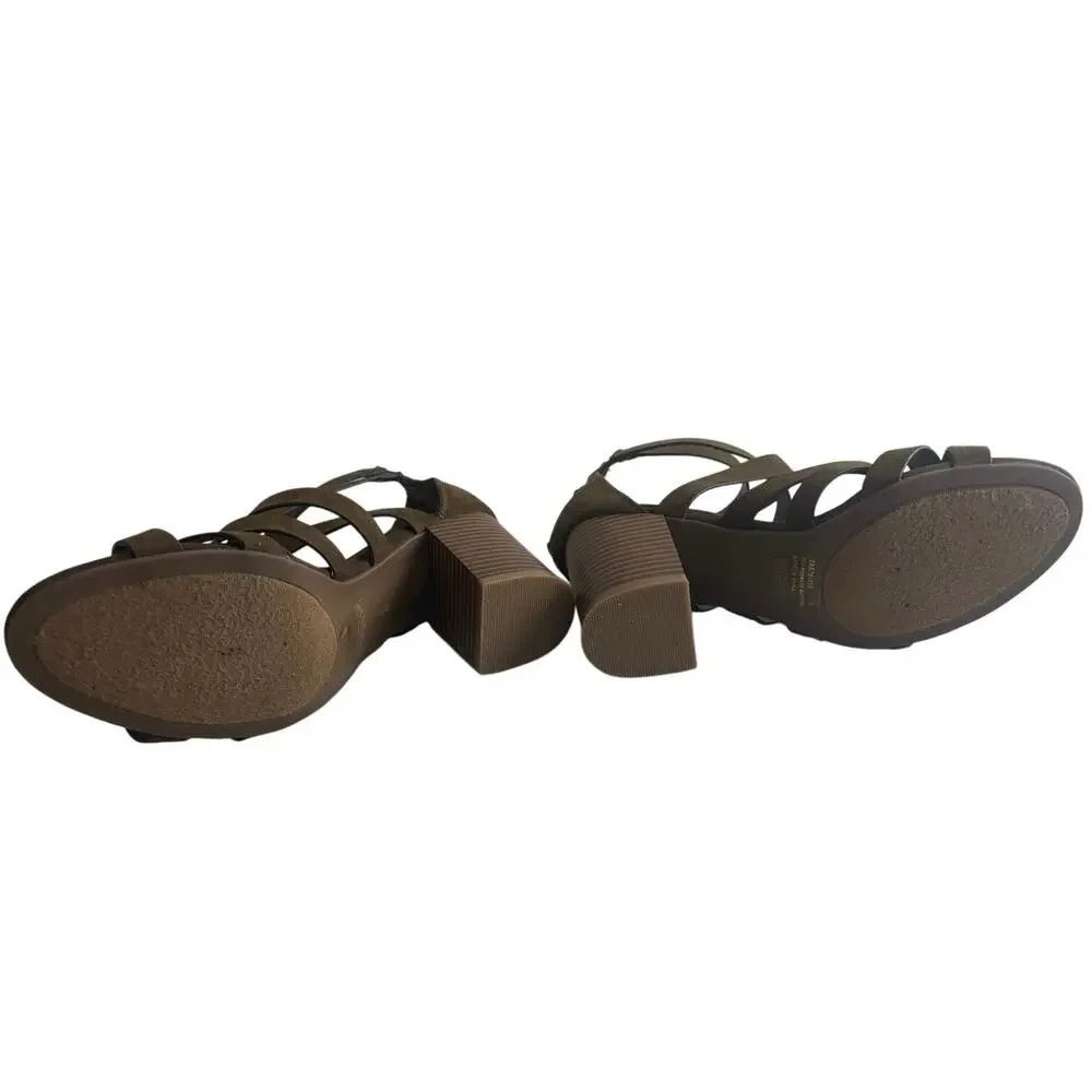 Bamboo Taste-11S Olive Green Strappy Block Heel Sandals Size 8